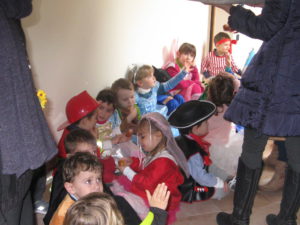 sfilata centro infanzia giovedì grasso 008