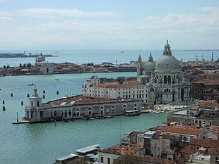 Venezia-punta_della_dogana